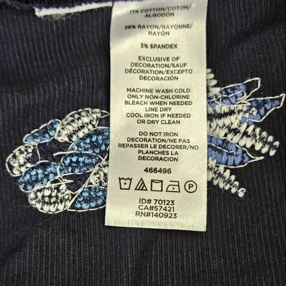 Loft navy blue embellished pineapple shorts stitched and beaded detailing - Picture 9 of 9